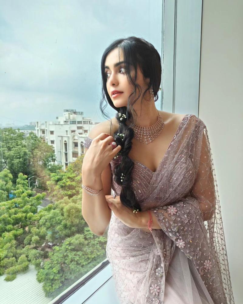 adah-sharma-hot-photos